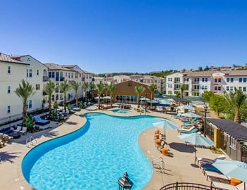 Pool & Spa